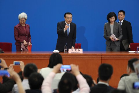 今年总理记者会创下20年之“最” 今年总理记者会创下20年之“最”