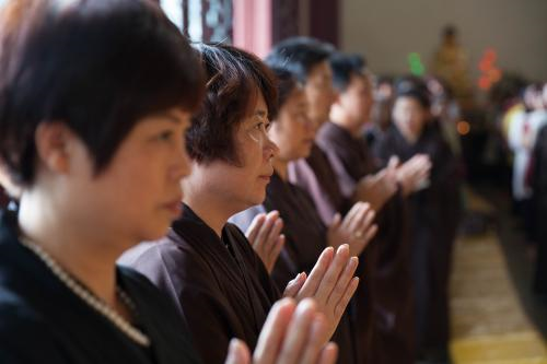 在现实生活中怎样当好一个居士