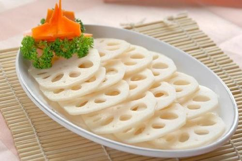 它是水中小人参,两三块钱一斤,现在吃最养人! 它是水中小人参,两三块钱一斤,现在吃最养人!