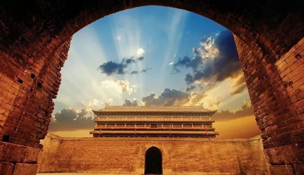 “如果没有中华五千年文明,哪里有什么中国特色?” “如果没有中华五千年文明,哪里有什么中国特色?”